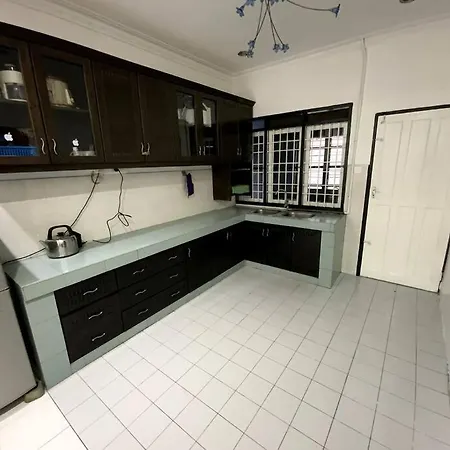 Sweet Homestay The Venus Sitiawan 温馨民宿 Bagian luar foto